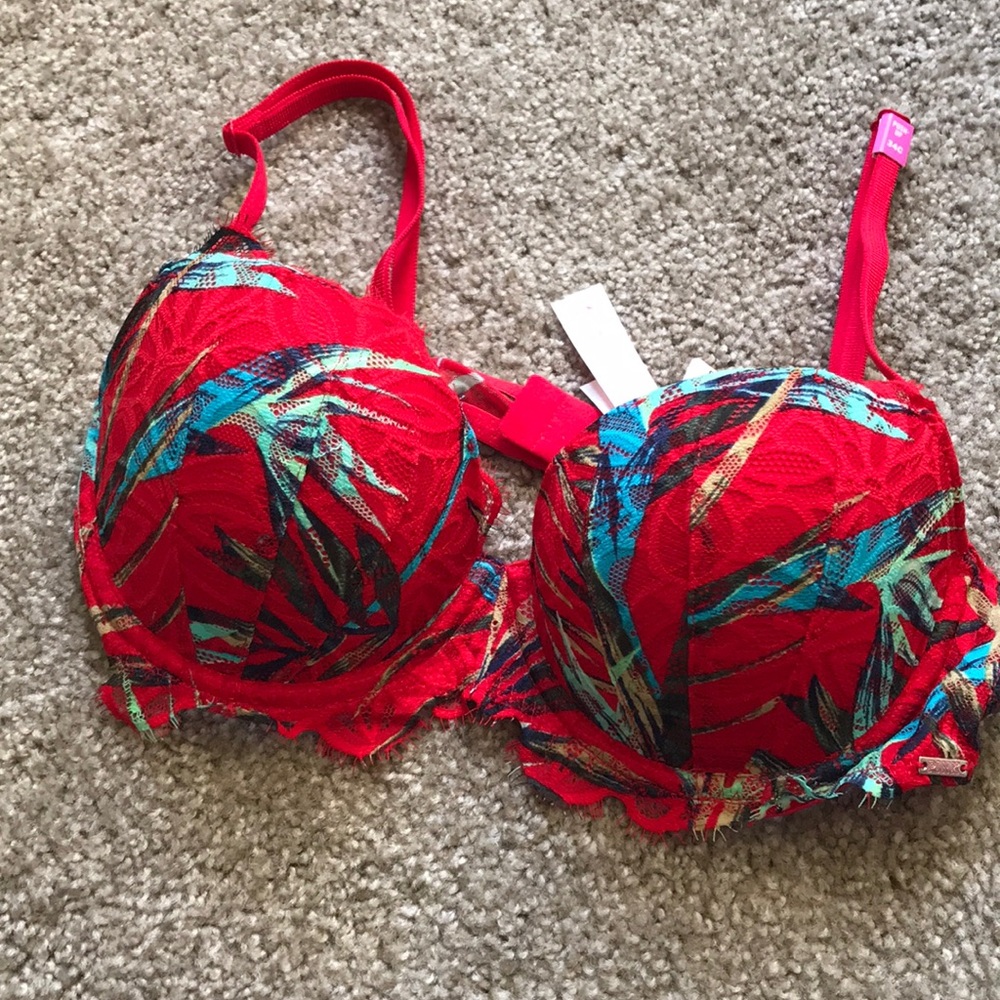 NWT Victoria’s Secret bra